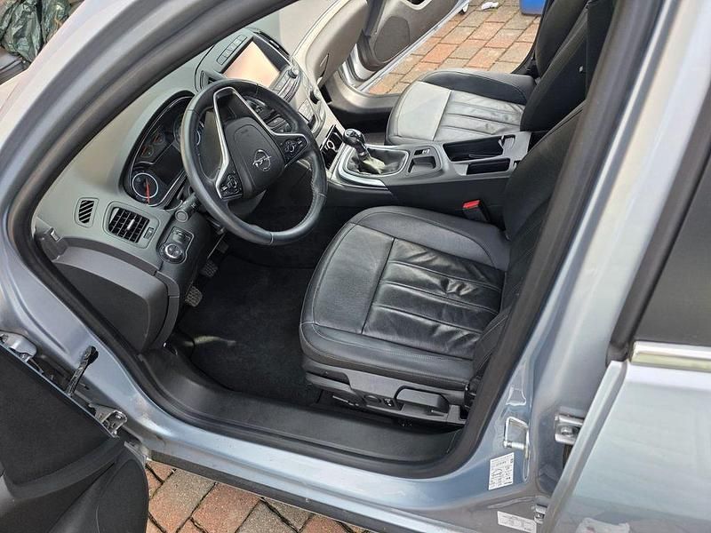 Gebraucht Opel Insignia 136 PS (100 kW) 2016 Blau Limousine