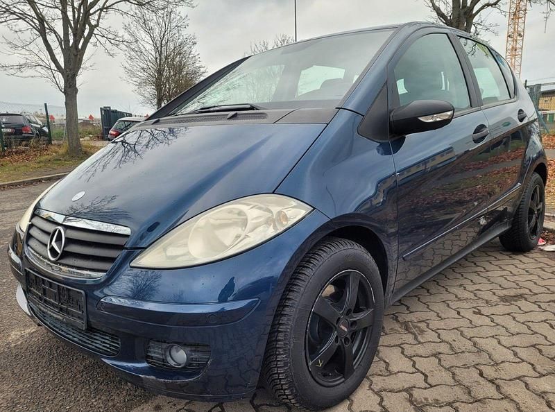 Blau Gebraucht 2005 Mercedes A150 Kleinwagen | 2.600 € (Superpreis) - Bild 1/4