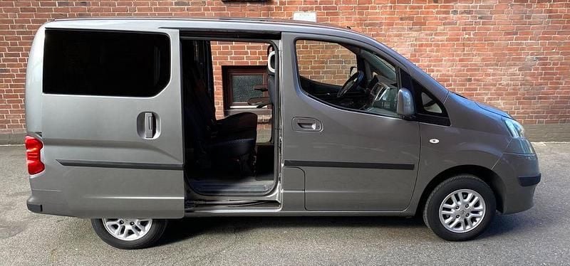 Gebraucht Nissan NV200 110 PS (80 kW) 2012 Grau Van / Kleinbus