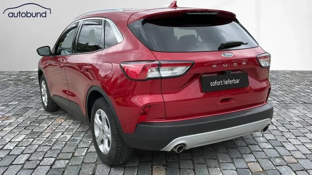 Używany Ford Kuga Titanium 152 KM (111 kW) 2021 Czerwony SUV