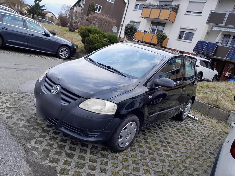 Gebraucht VW Fox 60 PS (44 kW) 2007 Schwarz Kleinwagen