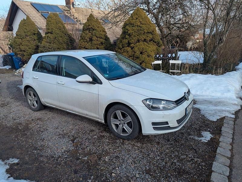 Gebraucht VW Golf Comfortline 140 PS (102 kW) 2014 Weiß Limousine
