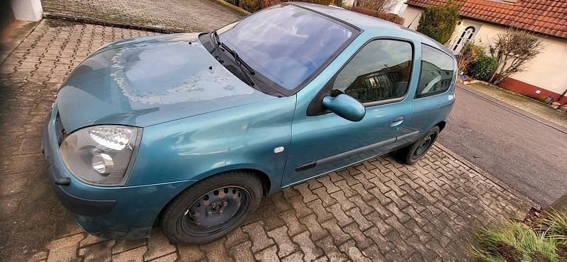 Blau Gebraucht 2005 Renault Clio II Kleinwagen | 300 € (Superpreis) - Bild 1/4