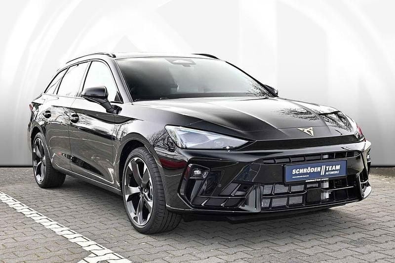 Neu Cupra Leon 150 PS (110 kW) 2026 Schwarz Limousine