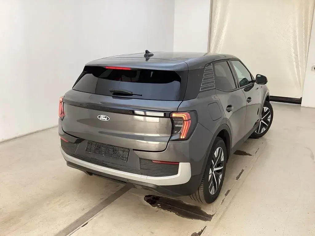 Usado Ford Explorer 250 kW (340 CV) 2025 Gris SUV