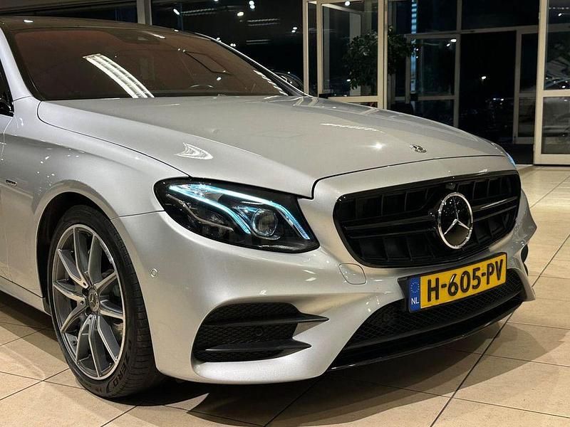 Gebraucht Mercedes E200 AMG 197 PS (144 kW) 2020 Grau Limousine