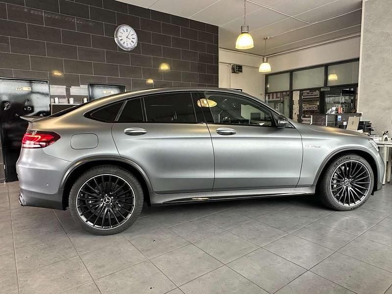 Gebraucht Mercedes GLC63 AMG AMG 476 PS (350 kW) 2020 Designo magno matt Coupé
