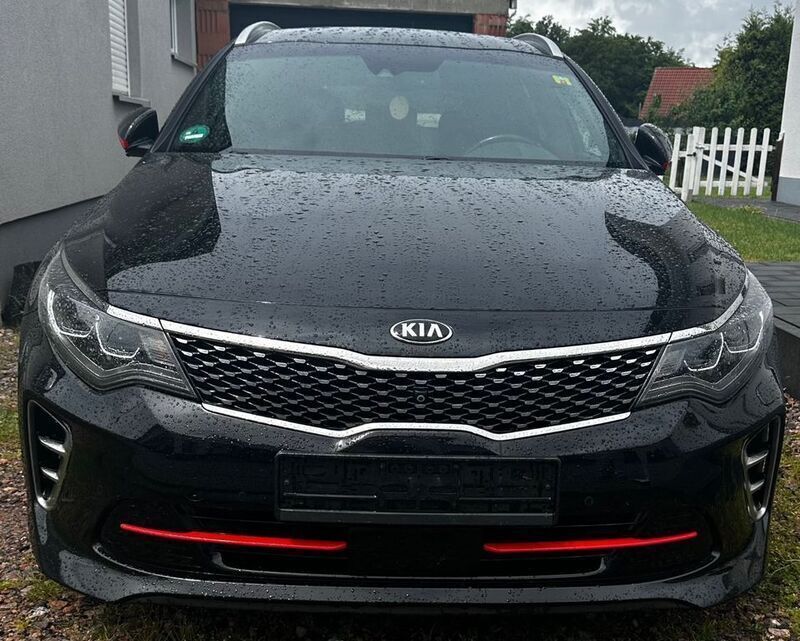 Schwarz Gebraucht 2017 Kia Optima Kombi | 16.800 € (Fairer Preis) - Bild 1/4