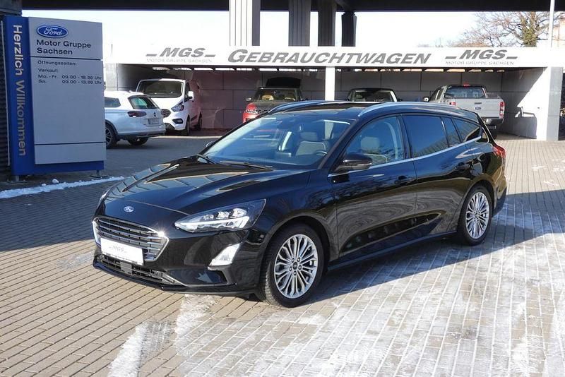 Gebraucht Ford Focus Titanium 125 PS (91 kW) 2019 Iridiumschwarz metallic Kombi