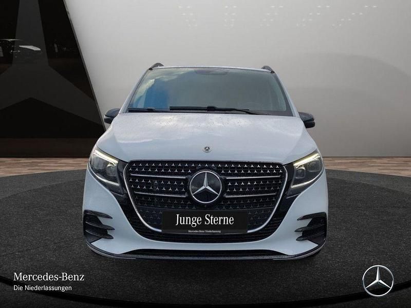 Gebraucht Mercedes V300 Avantgarde 237 PS (174 kW) 2025 Weiß Van / Kleinbus