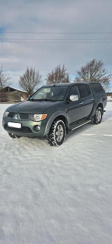 Gebraucht Mitsubishi L200 136 PS (100 kW) 2006 Grün Abholung