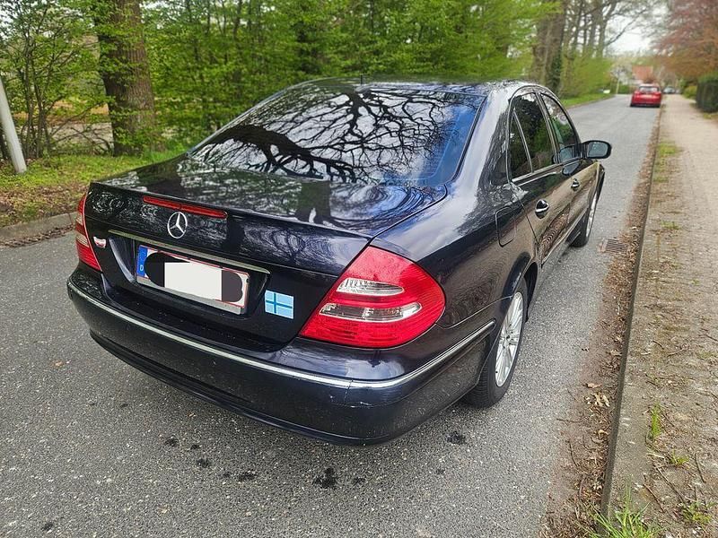Gebraucht Mercedes E280 231 PS (169 kW) 2006 Blau Limousine