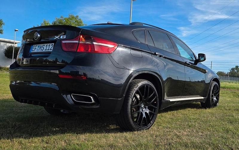 Schwarz Gebraucht 2010 BMW X6 Sport Line SUV | 20.900 € (Teuer) - Bild 1/4