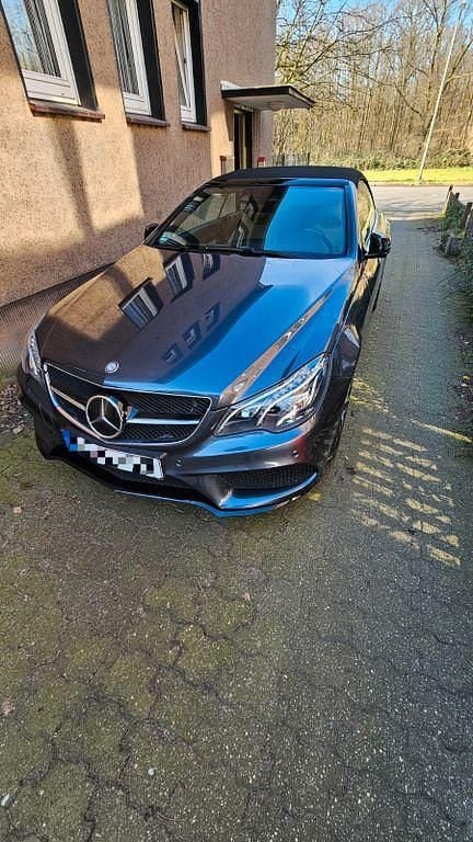 Grau Gebraucht 2015 Mercedes E320 Cabrio | 26.000 € - Bild 1/4