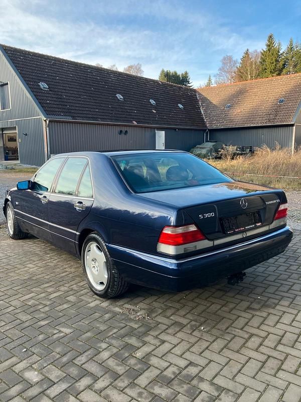 Gebraucht Mercedes S300 177 PS (130 kW) 1998 Blau Limousine