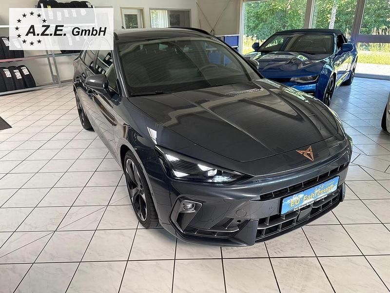 Neu Cupra Leon 150 PS (110 kW) 2026 Grau Limousine