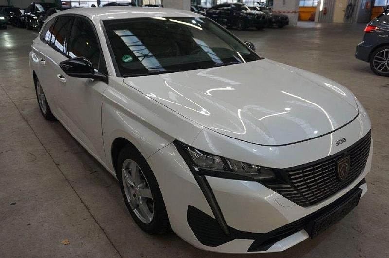 Weiß Gebraucht 2022 Peugeot 308 SW Allure Kombi | 15.550 € (Guter Preis) - Bild 1/4