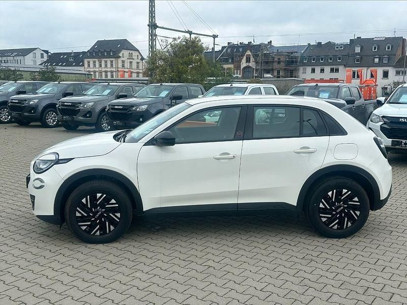 Neu Fiat 600E Red 114 kW (156 PS) 2025 Weiß Kleinwagen