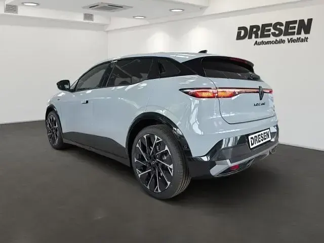 Neu Renault Megane E-Tech Esprit Alpine 160 kW (218 PS) 2026 Grau Limousine