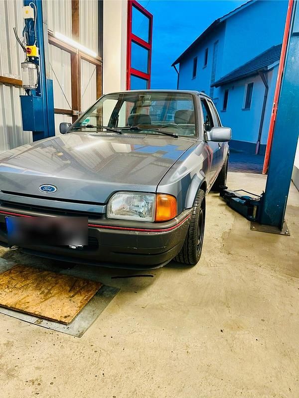 Gebraucht 1988 Ford Orion Limousine | 5.500 € - Bild 1/4