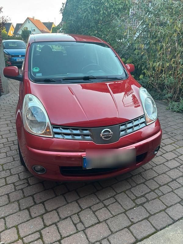 Rot Gebraucht 2008 Nissan Note Van / Kleinbus | 1.900 € (Guter Preis) - Bild 1/4