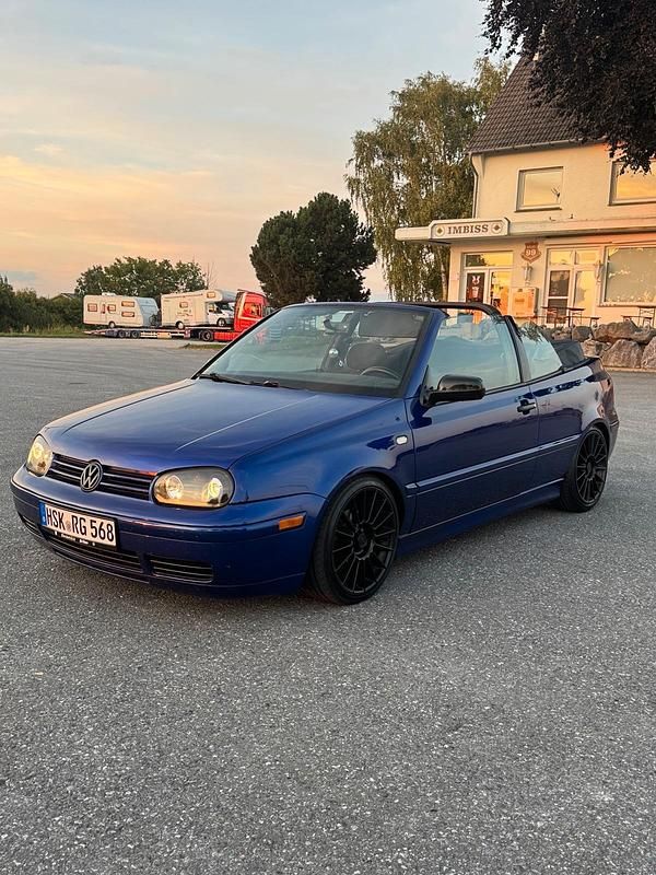 Blau Gebraucht 2002 VW Golf Cabriolet Cabrio | 3.500 € (Fairer Preis) - Bild 1/4