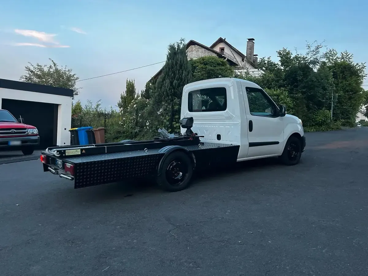 Gebraucht Fiat Doblò 90 PS (66 kW) 2015 Weiß Van / Kleinbus