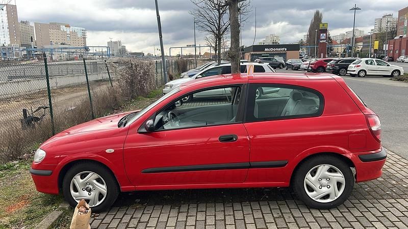 Rot Gebraucht 2000 Nissan Almera Kleinwagen | 650 € (Guter Preis) - Bild 1/3