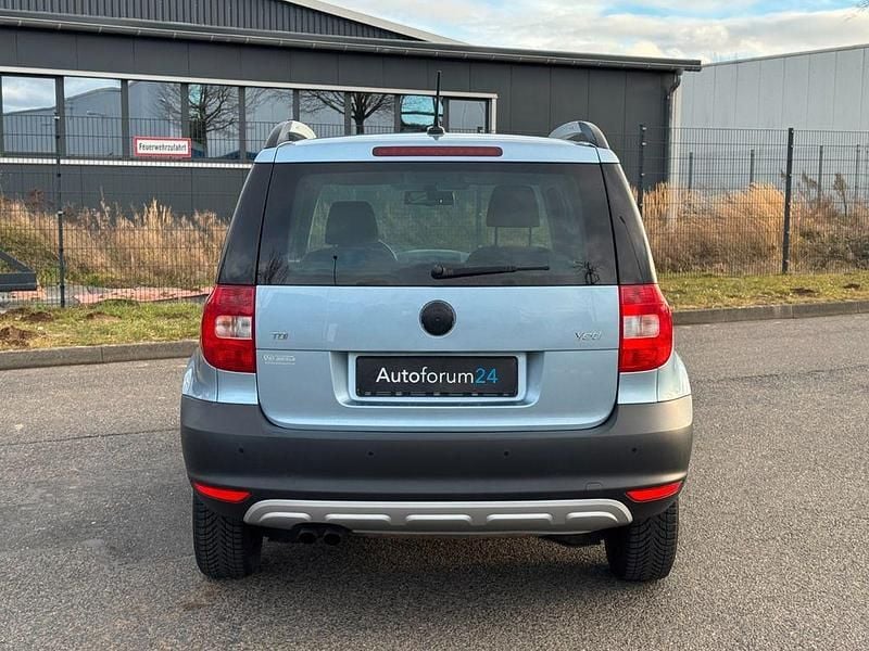 Gebraucht Skoda Yeti Ambition 110 PS (80 kW) 2013 Blau SUV