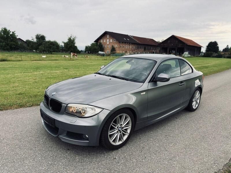 Grau Gebraucht 2007 BMW 123 Coupé M Sport Coupé | 8.400 € - Bild 1/4