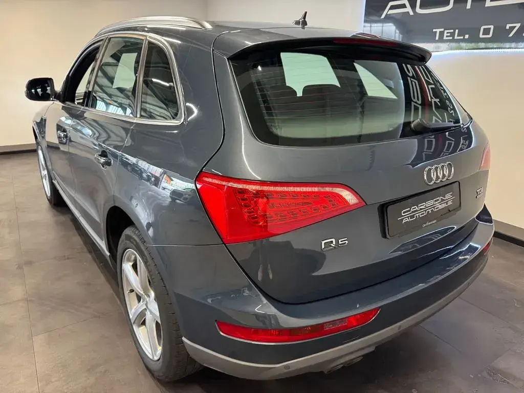 Gebraucht Audi Q5 Sport 170 PS (125 kW) 2010 Grau SUV