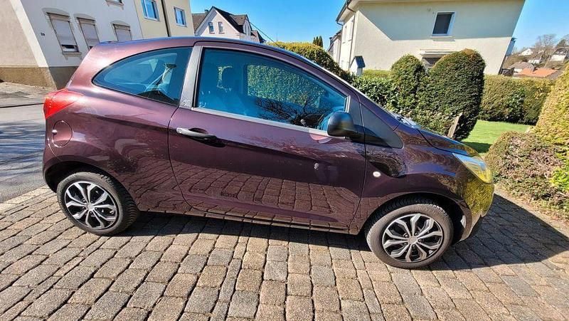 Gebraucht Ford Ka Ambiente 69 PS (50 kW) 2011 Violett Kleinwagen