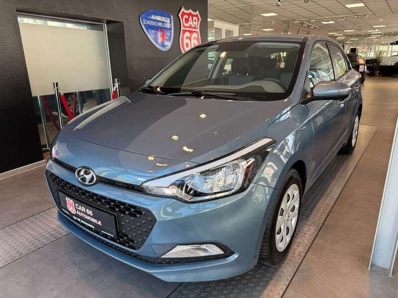 Aqua sparkling / met Gebraucht 2017 Hyundai i20 GO! Kleinwagen | 7.900 € (Fairer Preis) - Bild 1/4