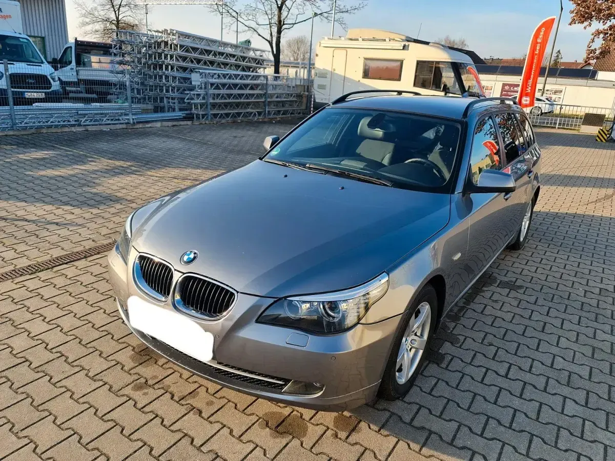 Second-hand BMW 520 Performance 177 CP (130 kW) 2009 Gri Break