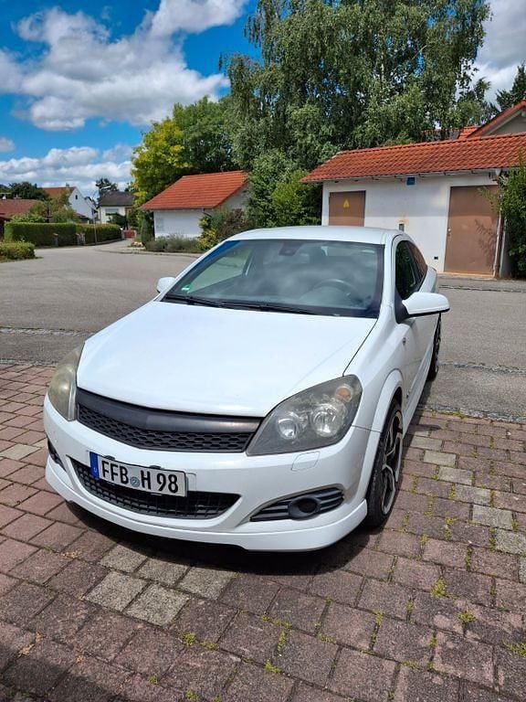 Gebraucht 2009 Opel Astra GTC Sport Limousine | 1.999 € (Superpreis) - Bild 1/4