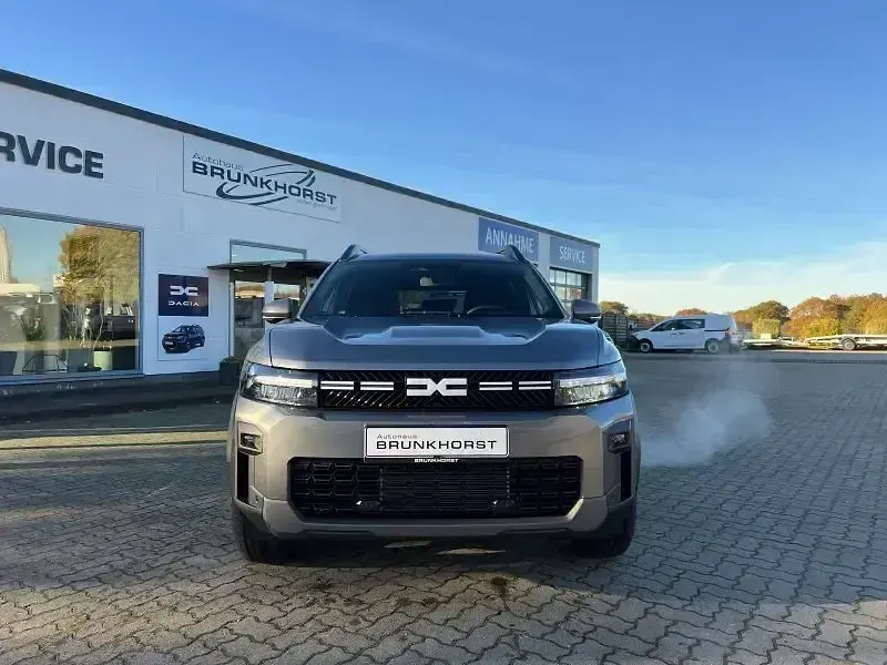 Neu Dacia Bigster Journey 158 PS (116 kW) 2025 Zedergrün SUV