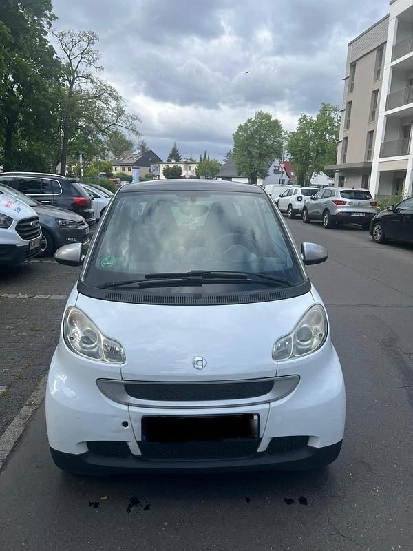 Weiß Gebraucht 2007 Smart ForTwo Coupé Kleinwagen | 3.400 € (Fairer Preis) - Bild 1/4