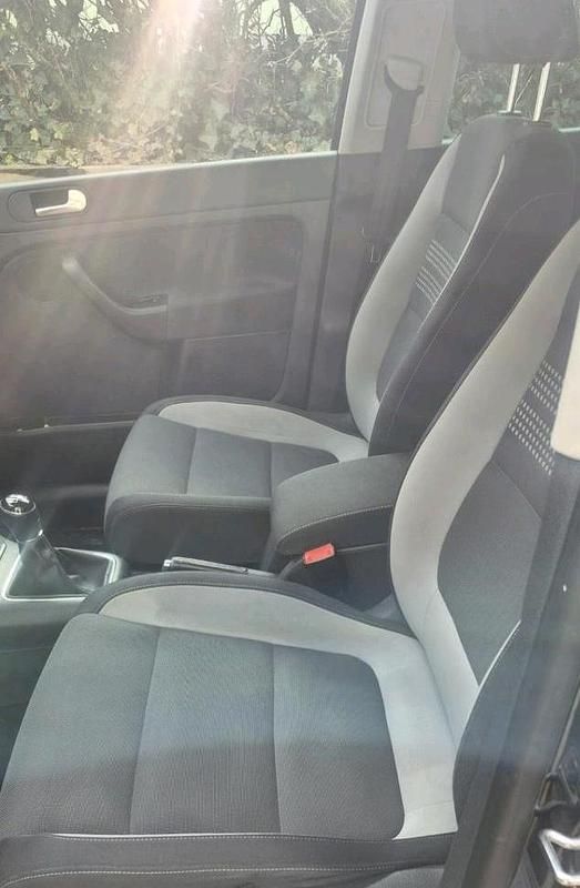 Gebraucht VW Golf VII 140 PS (102 kW) 2013 Schwarz Limousine