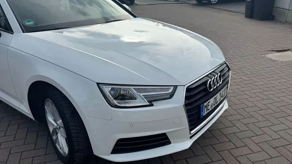 Gebraucht Audi A4 150 PS (110 kW) 2017 Weiß Kombi