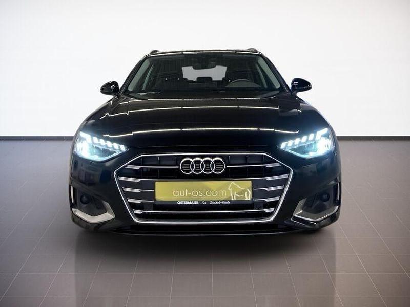 Second-hand Audi A4 Advanced Plus 204 CP (150 kW) 2023 Negru Break