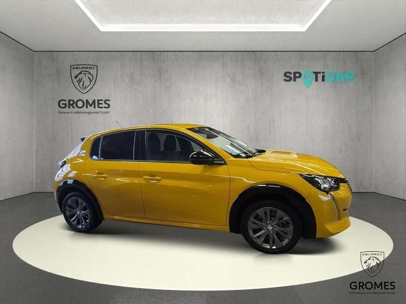 Gebraucht Peugeot 208 Allure 100 kW (136 PS) 2023 Gelb Kleinwagen