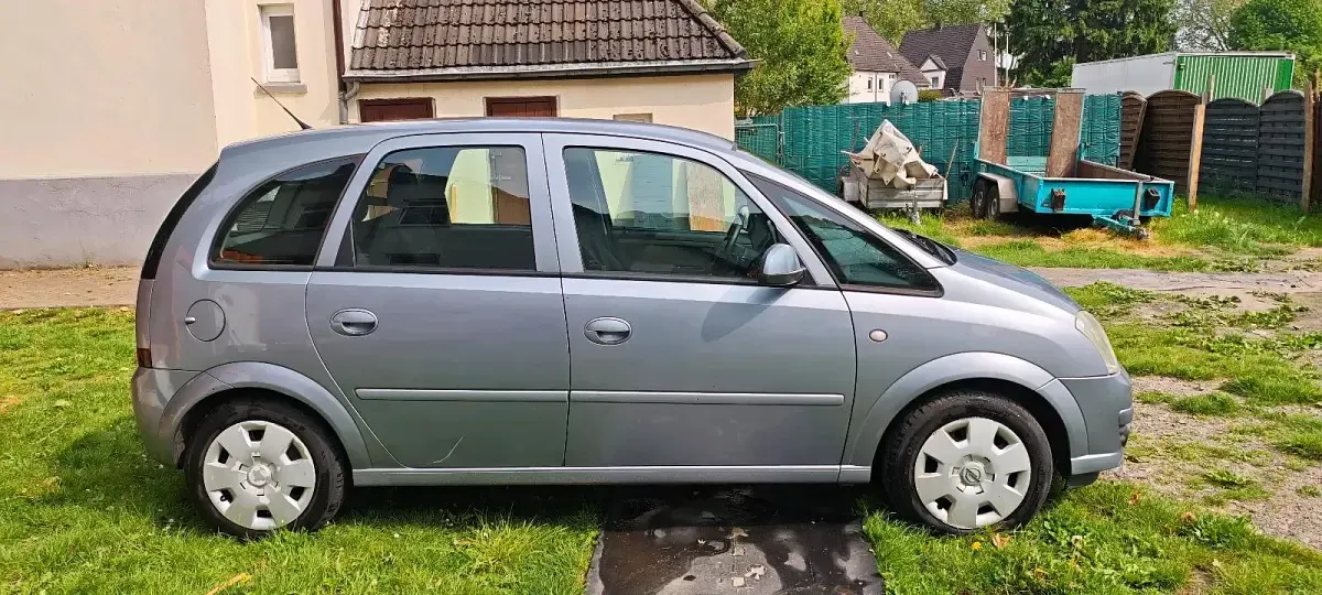 Używany Opel Meriva 90 KM (66 kW) 2007 Szary Minivan