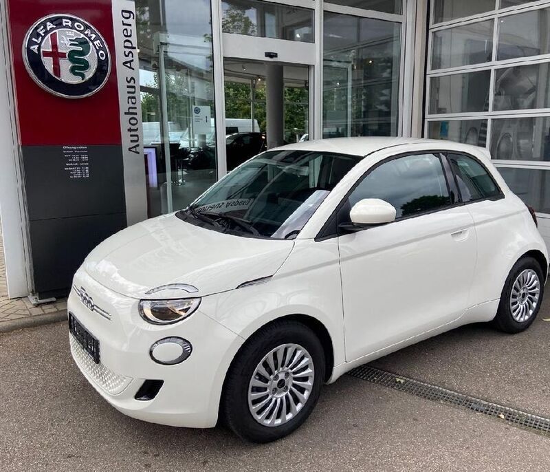Colore esterno (arktis weiß) Gebraucht 2023 Fiat 500e Basis Limousine | 23.700 € (Fairer Preis) - Bild 1/4