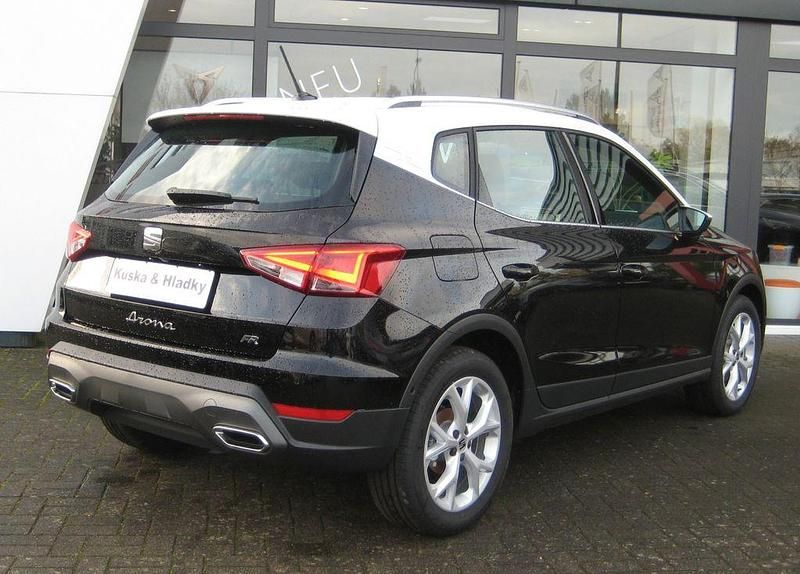 Neu Seat Arona FR 116 PS (85 kW) 2025 Schwarz SUV