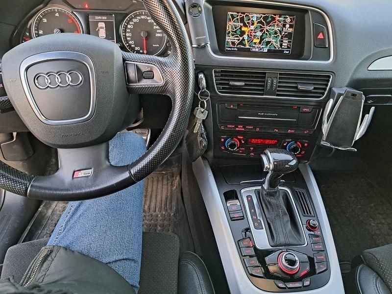 Gebraucht Audi Q5 Sport 170 PS (125 kW) 2011 Schwarz SUV