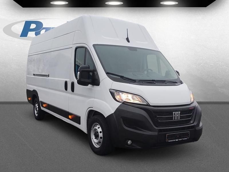Gebraucht Fiat Ducato 160 PS (117 kW) 2022 Weiss (pastell Van