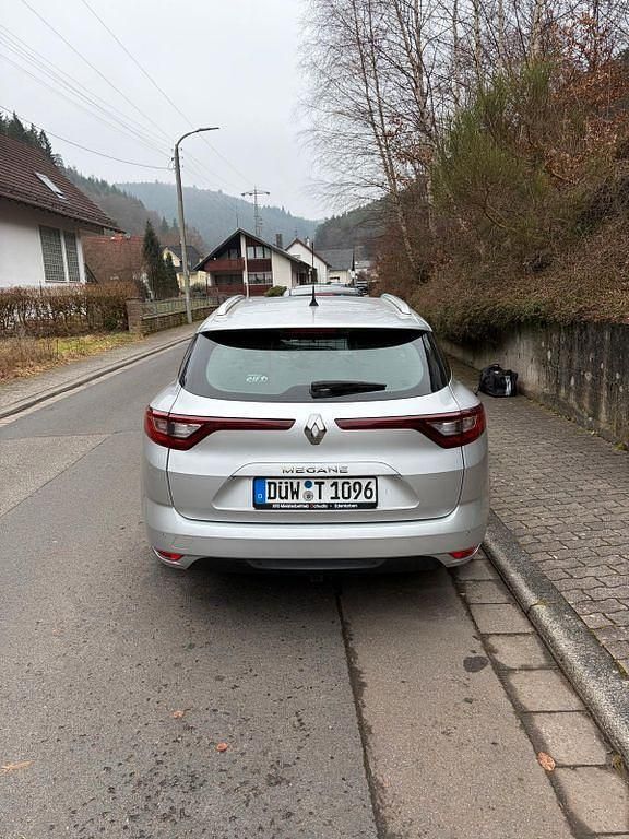 Gebraucht Renault Mégane IV LIMITED 116 PS (85 kW) 2019 Silber Limousine