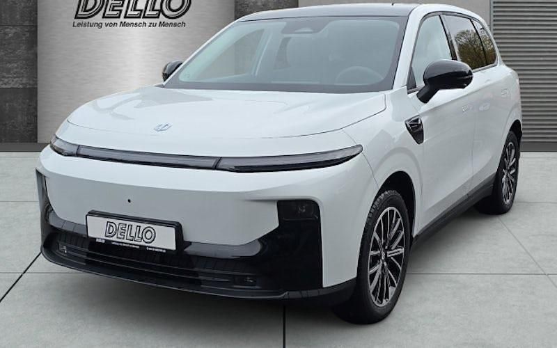Neu Leapmotor B10 160 kW (218 PS) 2025 Weiß SUV