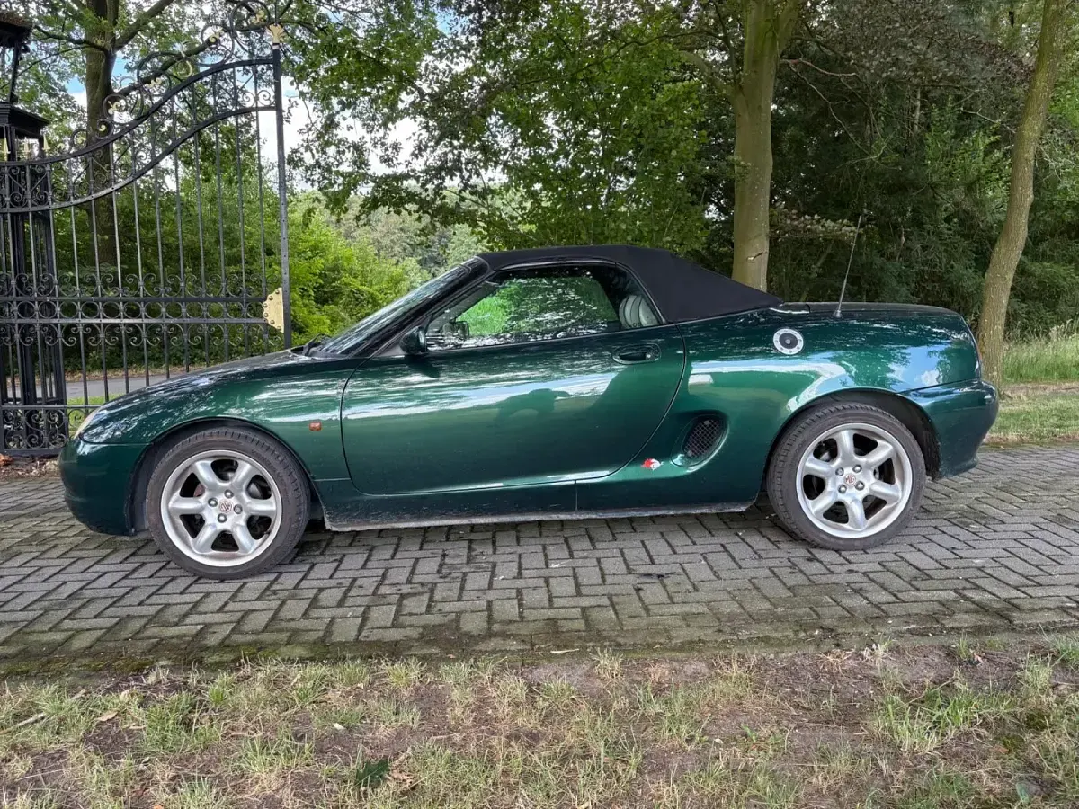 Gebraucht MG F 120 PS (88 kW) 1999 Grün Cabrio