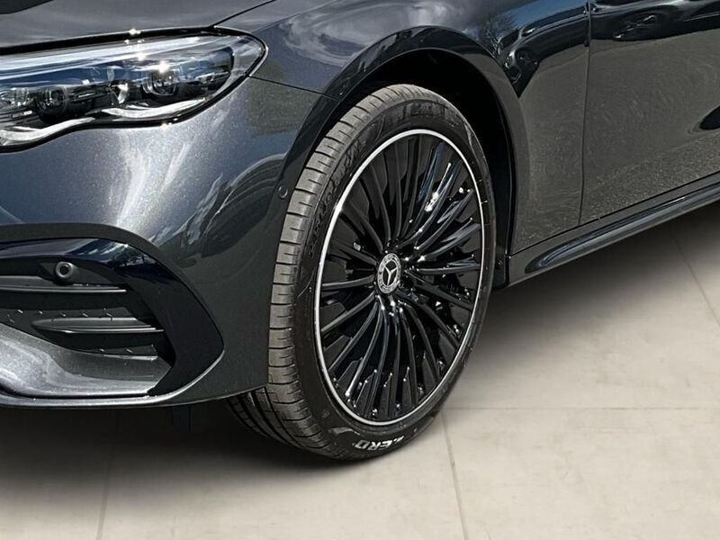 Gebraucht Mercedes E450 AMG line 367 PS (269 kW) 2025 Grau Limousine